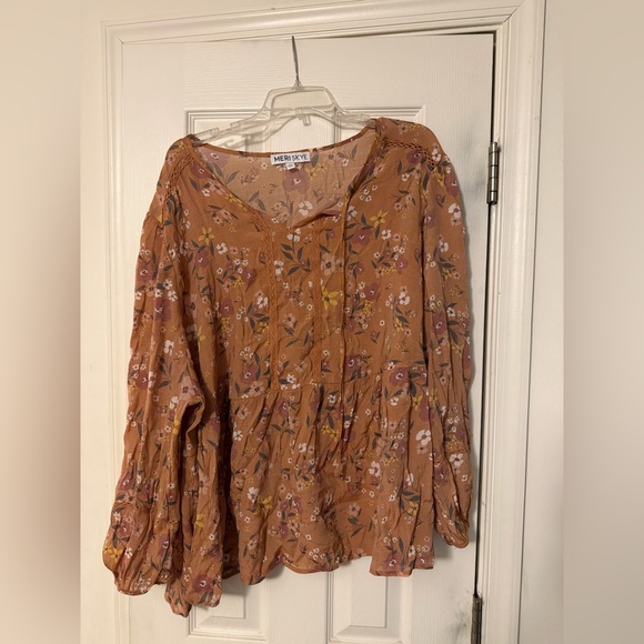 Meri Skye Tops - Floral Peasant Blouse in Rust